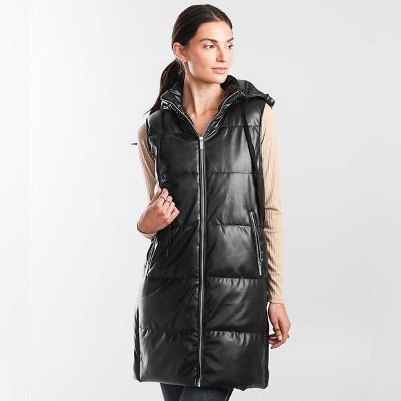 Vigoss Jackets & Blazers - Vigoss Long Black Puffer Vest with Zipper Pockets Size M
